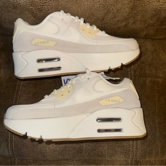 Size 8.5 - Nike Air Max 90 LV8 Sail Light Orewood W - Picture 6 of 11